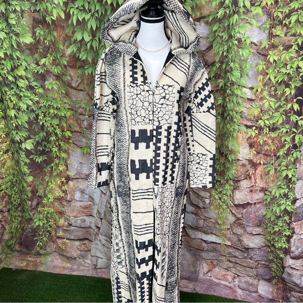 RARE MARIA CORNEJO FOR BARNEYS Cream and Black Aztec Print Long Line Cardigan, 0 - Picture 4 of 15